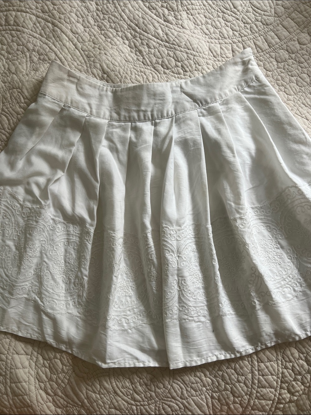 Forever 21 White Embroidered Circle Skirt